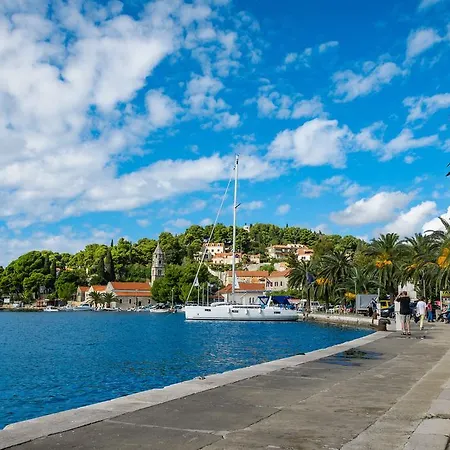 아파트 Apartments Sekondo *