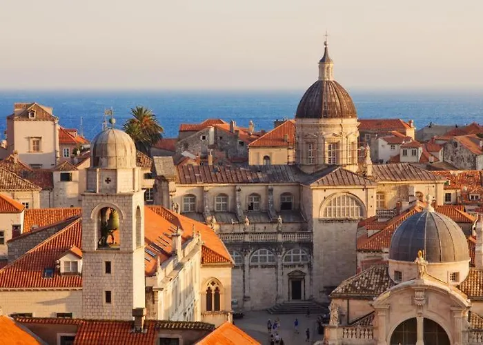 Apartments Sekondo *