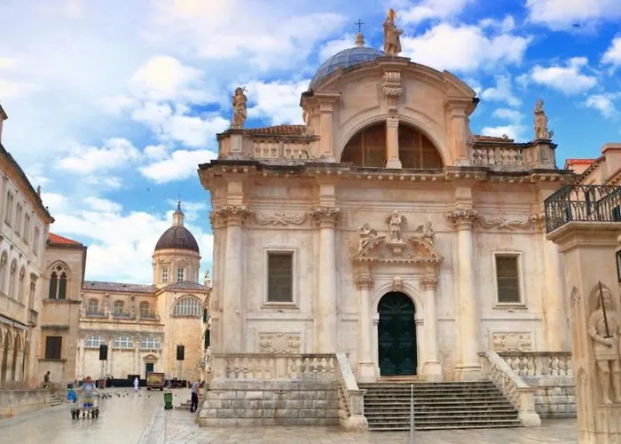 Apartments Sekondo Lejlighed