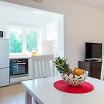 Apartment Sekondo Cavtat