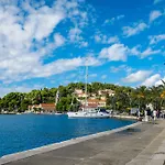 Apartament Sekondo *