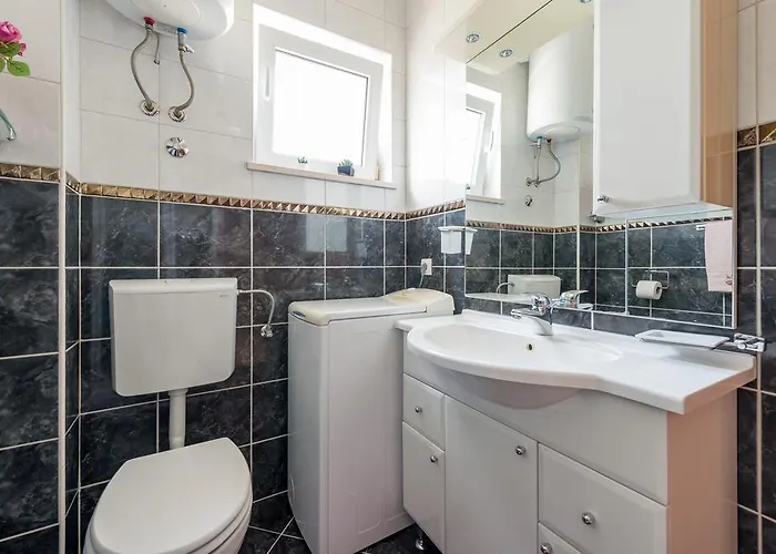 Sekondo Apartamento *