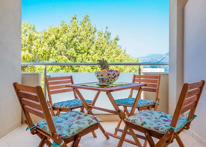 Apartamento Sekondo